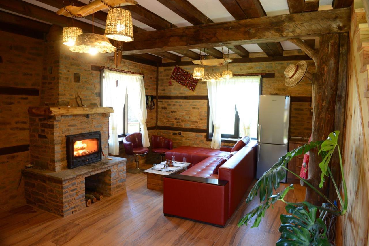 Villa Dream House à Leshten Extérieur photo